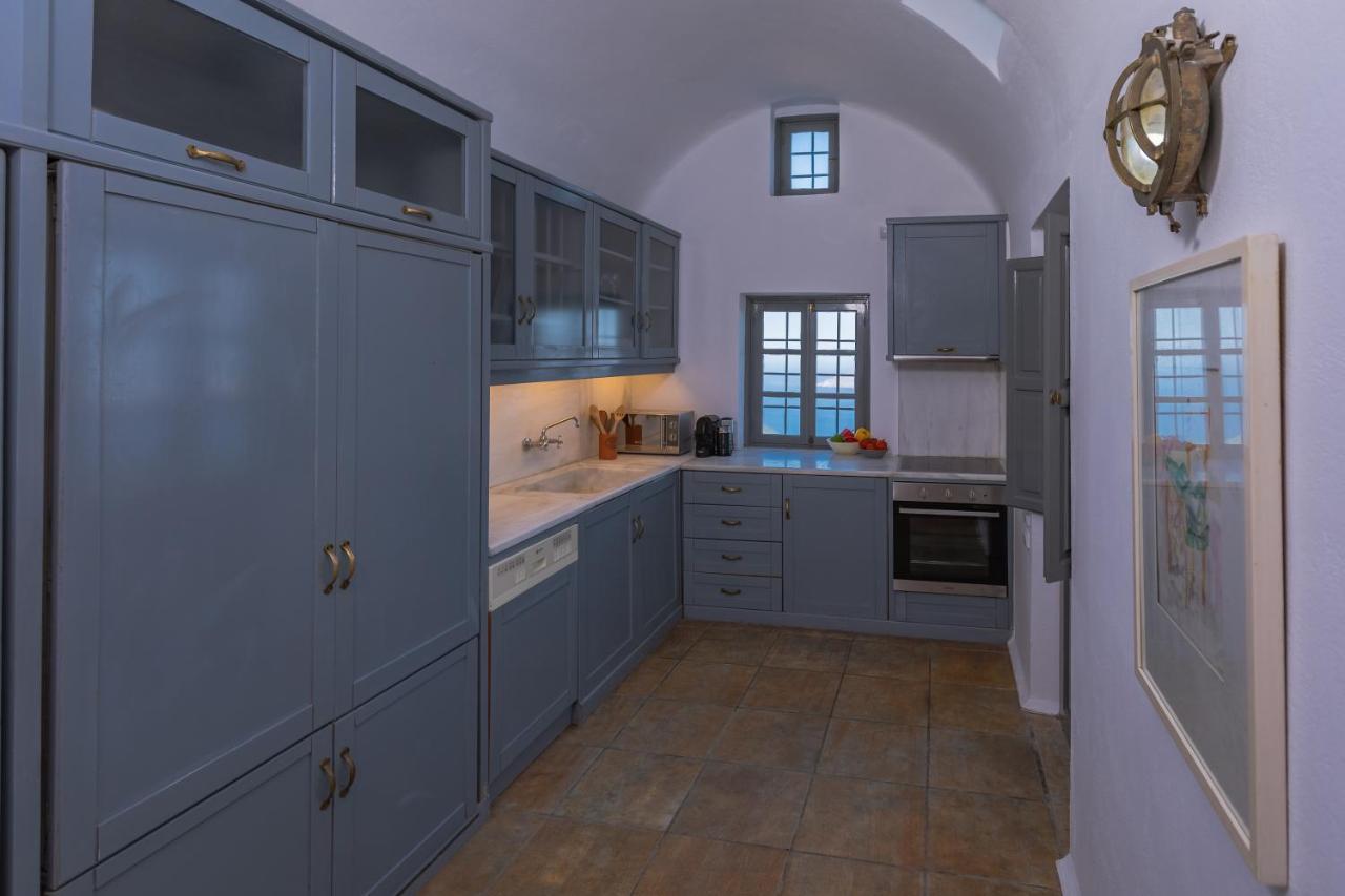 Azure Villa Santorini 이메로비글리 외부 사진