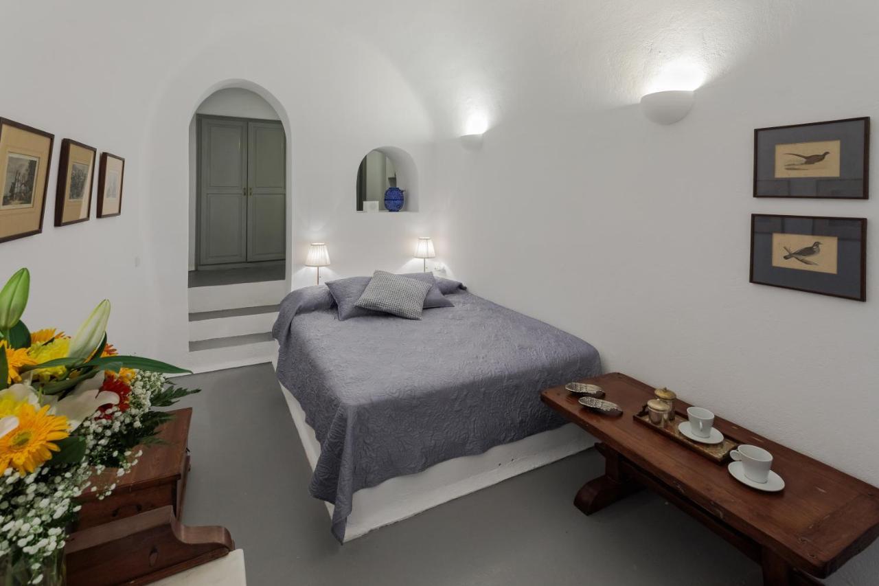 Azure Villa Santorini 이메로비글리 외부 사진