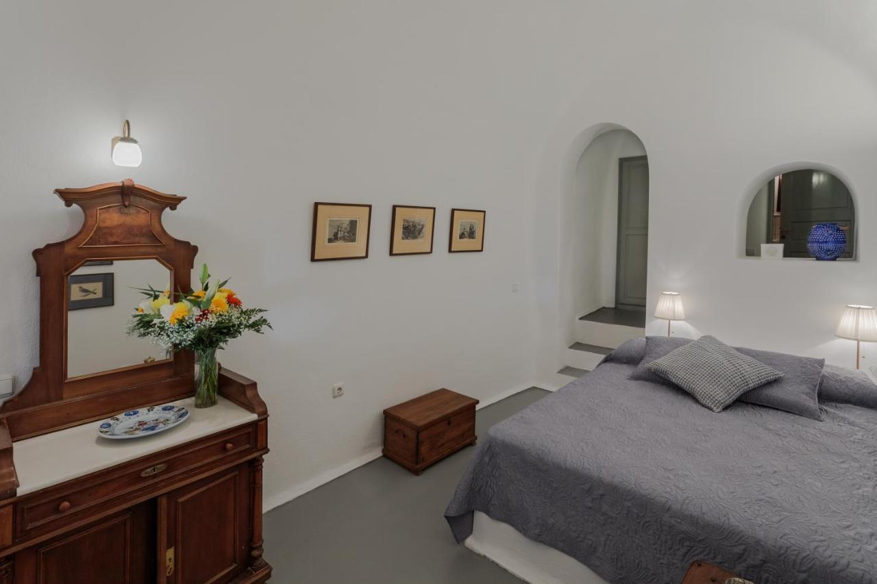 Azure Villa Santorini 이메로비글리 외부 사진